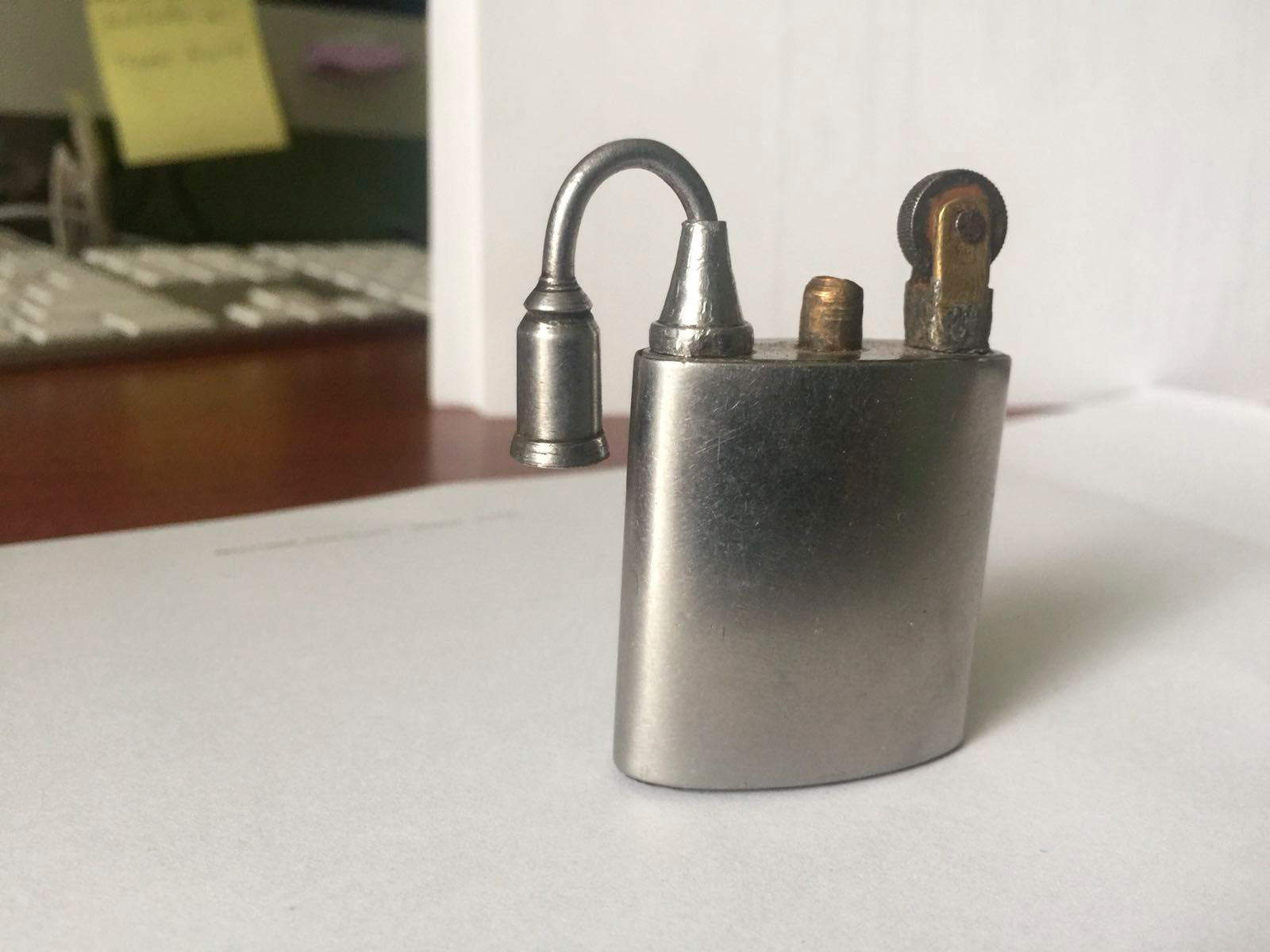 Lighter Gasoline Handmade. Single copy. Manufactured in the USSR. Age is more than 40 years.  www.a2900.com  a2900 store Online. Canada. USA. Запальничка бензинова. Одиничний екземпляр. Виготовлена в СРСР. Вік - більше 40 років. Що була у використанні. Зажигалка бензиновая. Единичный экземпляр. Изготовлена в СССР. Возраст - более 40 лет. Бывшая в употреблении.